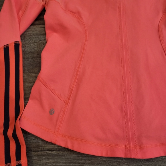 Lululemon Athletica Jacket - Picture 6 of 12